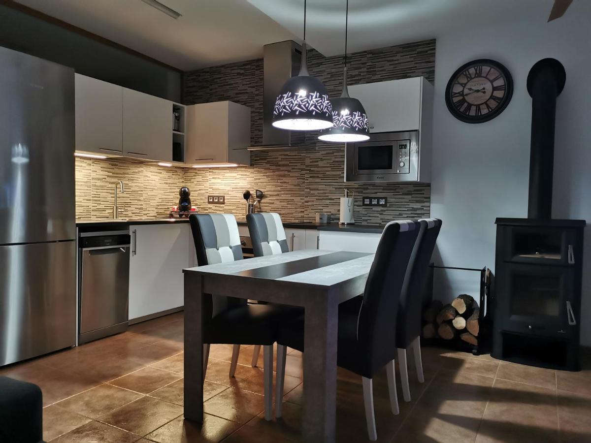 Loft Romantic Ca L'Enric Vique-Baix Emporda Regencos ภายนอก รูปภาพ