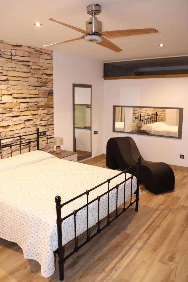 Loft Romantic Ca L'Enric Vique-Baix Emporda Regencos ภายนอก รูปภาพ